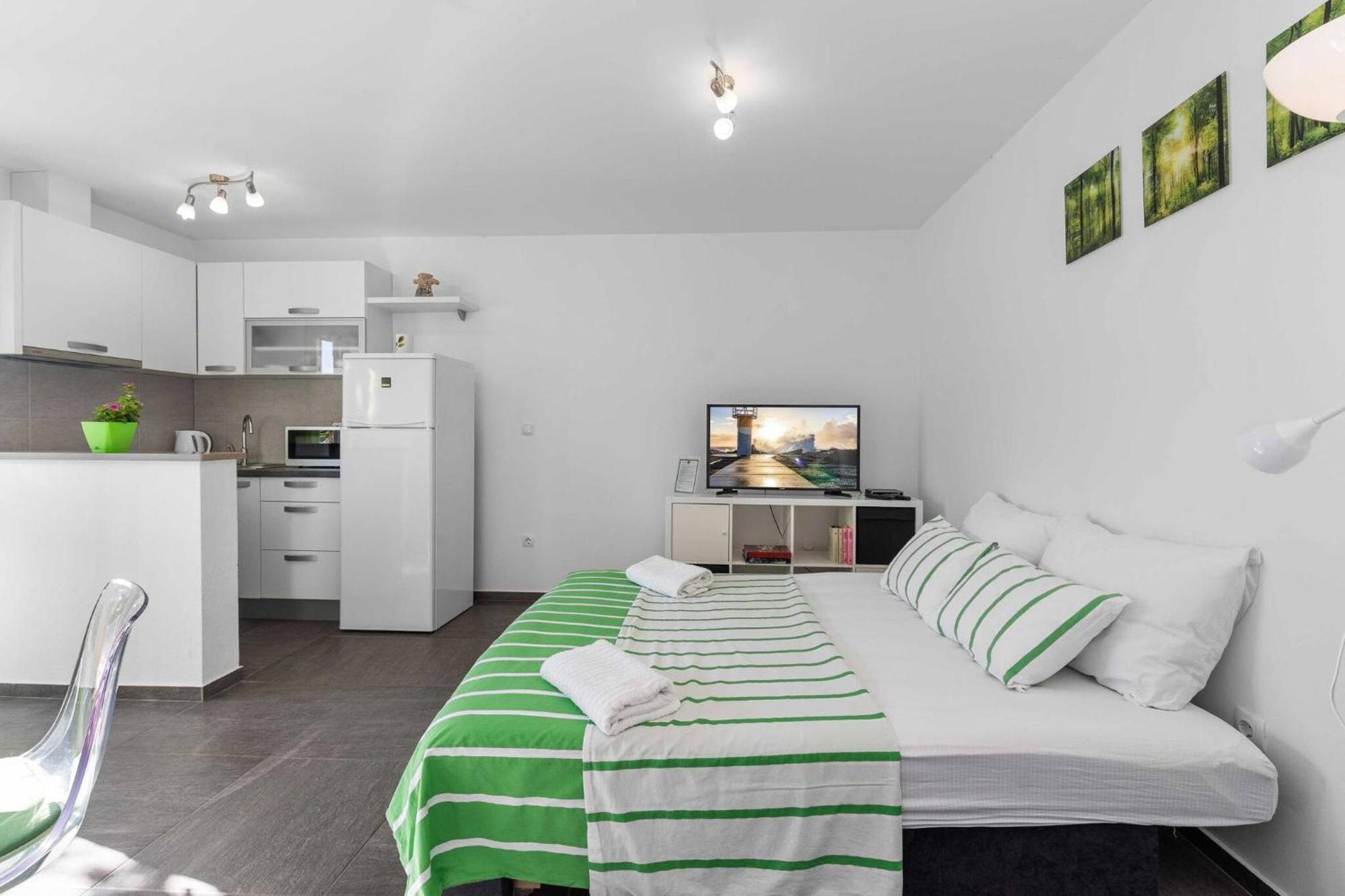 Studio Apartment Sekula Šibenik Exterior foto